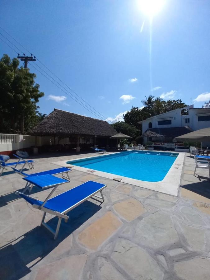 Maasai Resort Mombasa Esterno foto