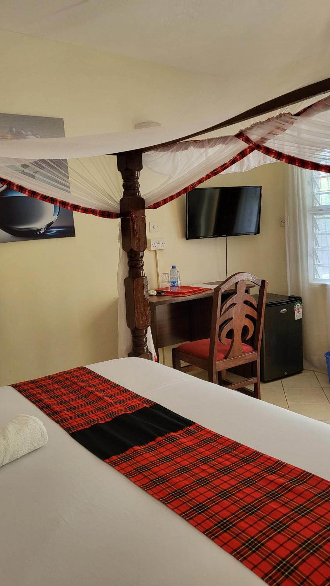 Maasai Resort Mombasa Esterno foto