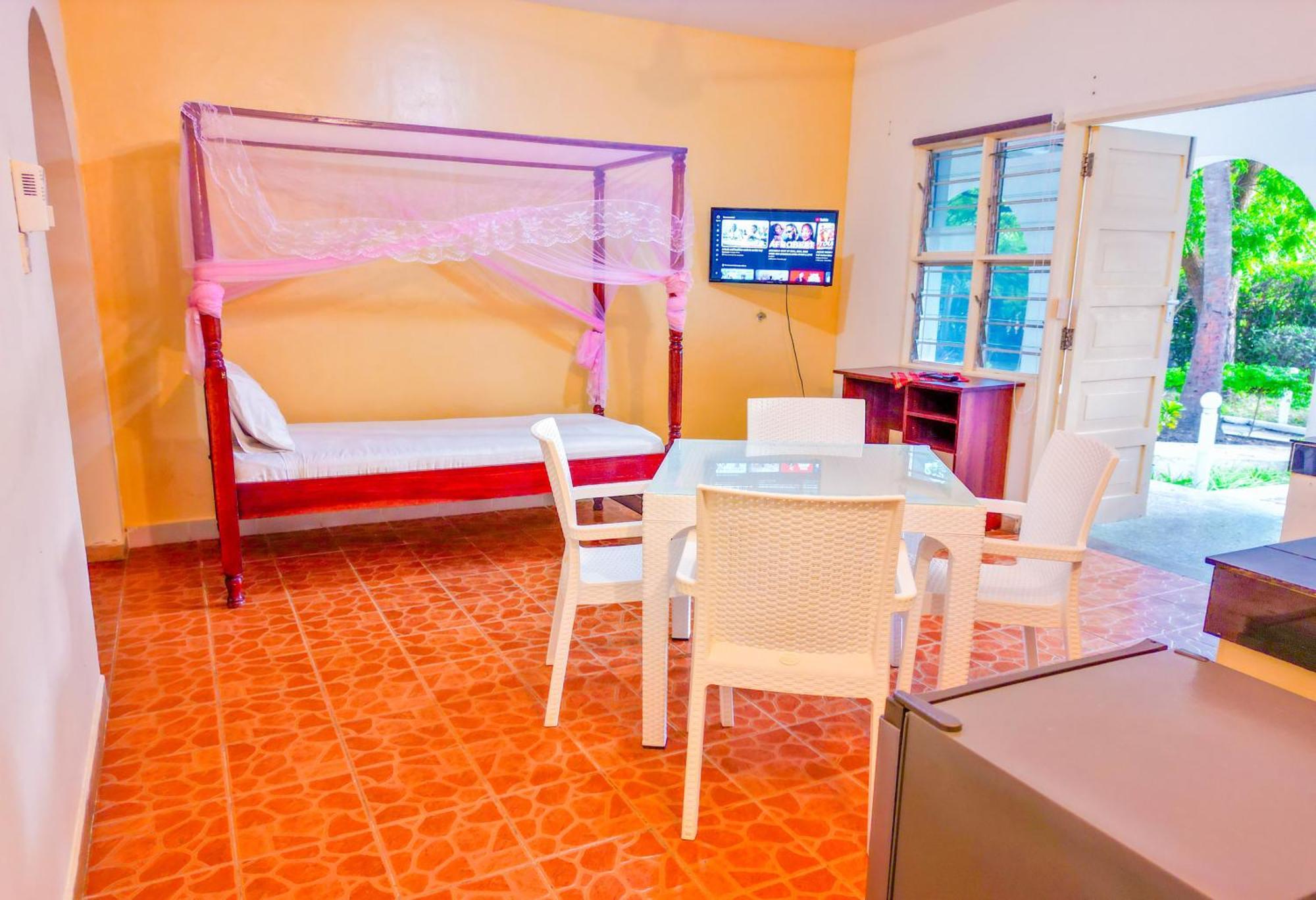 Maasai Resort Mombasa Esterno foto