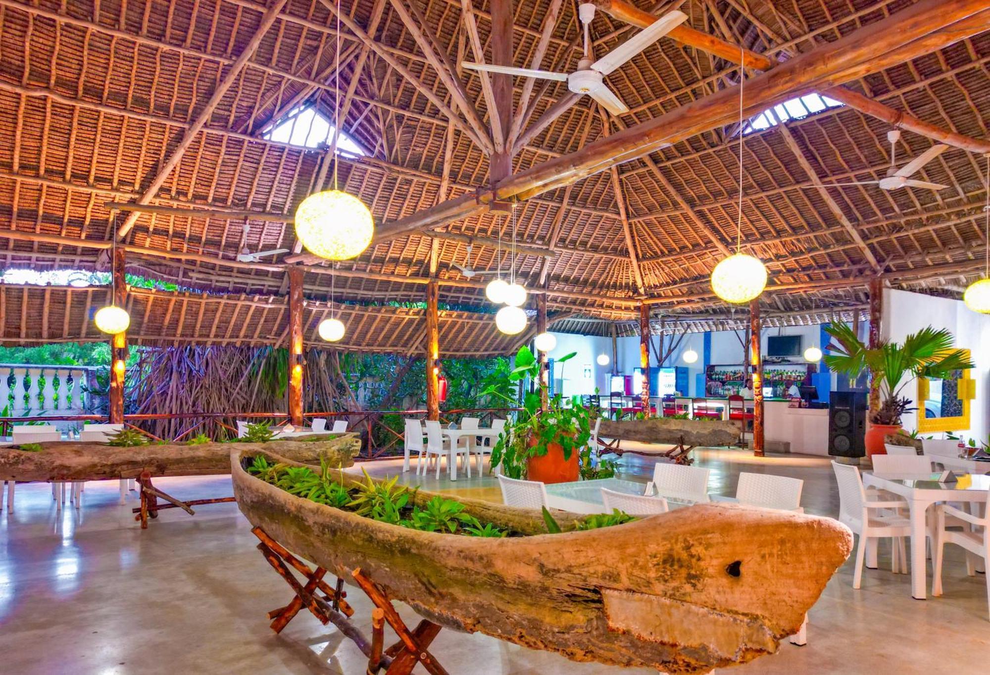 Maasai Resort Mombasa Esterno foto